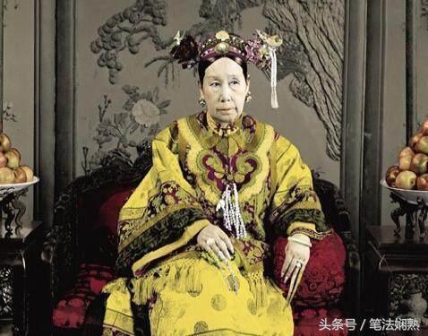 俗语兔子不吃窝边草下一句,俗语兔子不吃窝边草