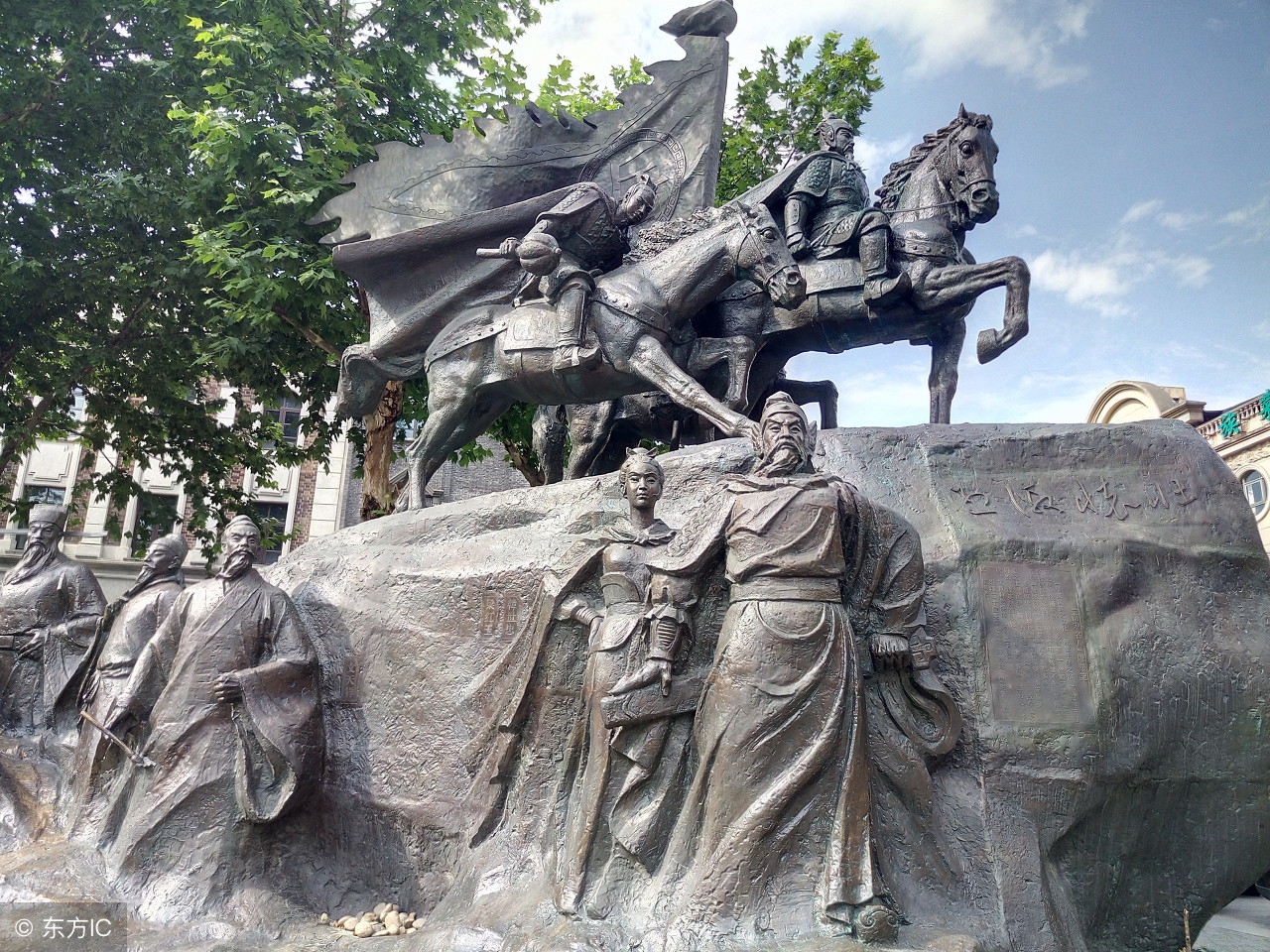 妥协才是政治的灵魂，审慎才是国祚之神明