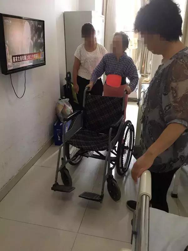 腰椎骨折挂骨科还是脊柱外科,腰椎骨折怎么到医院看病