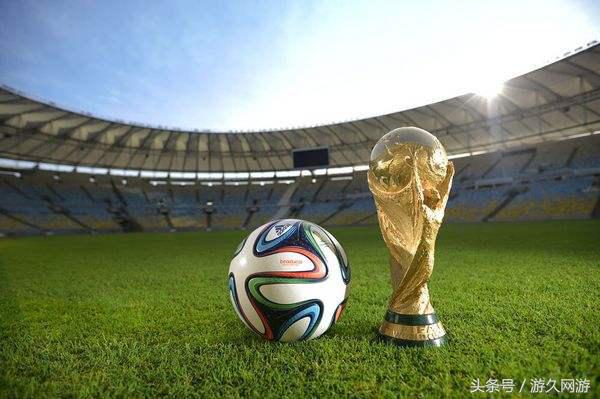 在乎分数的不只有高考考生足球巨星C罗内马尔也一样