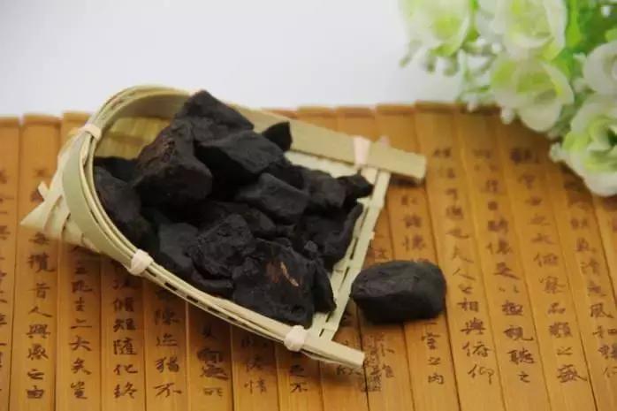 自泡药酒补肾乌发用什么料,乌发养颜美容药酒有哪些配方