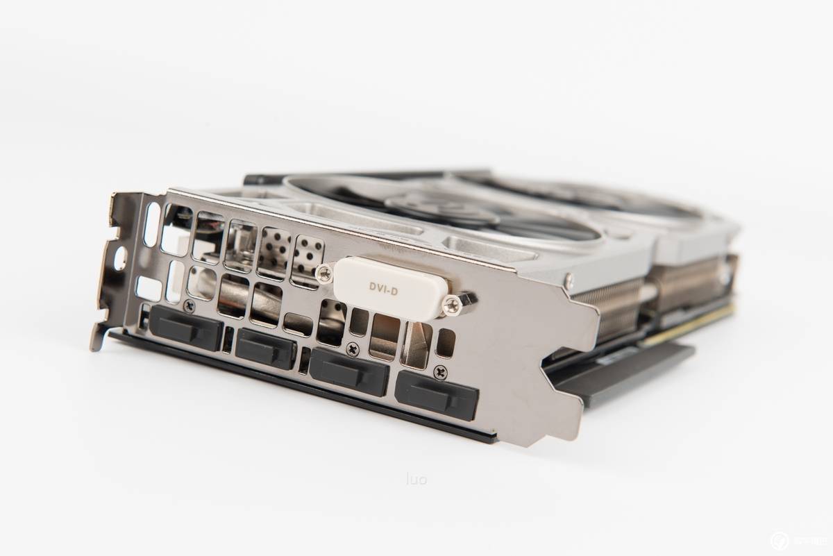 秩序の钢炮,LIANLIBauhaus-O11装机作业