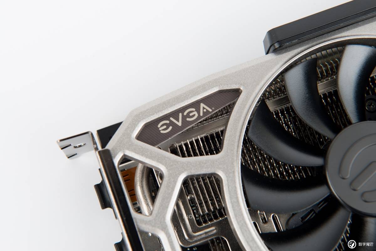 秩序の钢炮,LIANLIBauhaus-O11装机作业