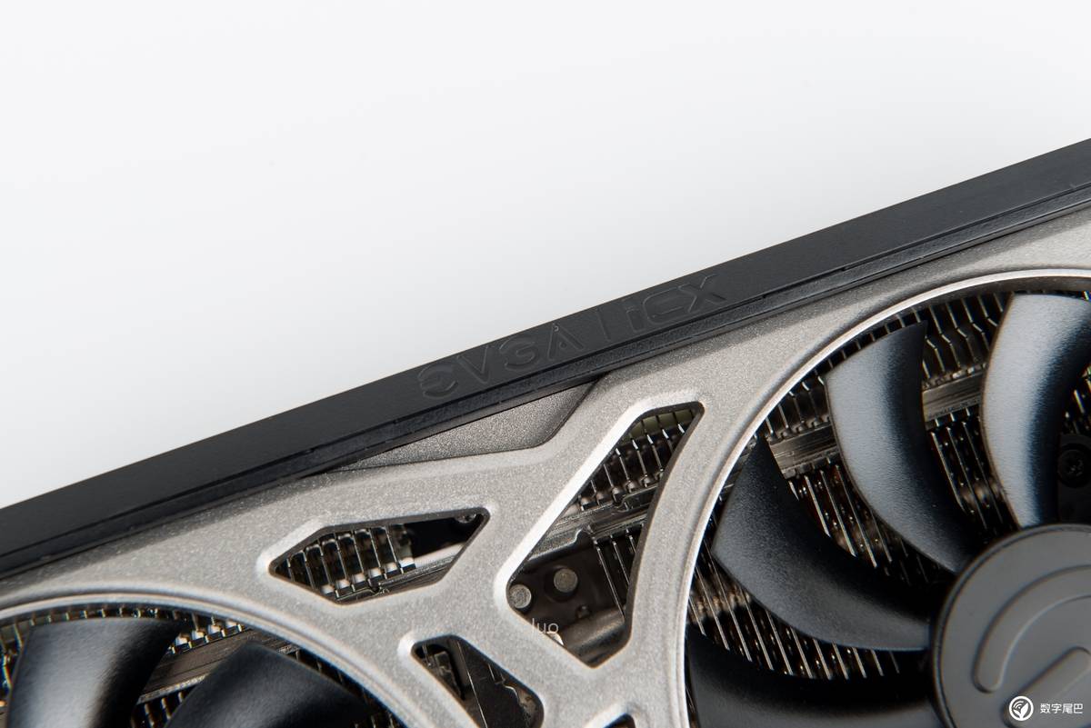 秩序の钢炮,LIANLIBauhaus-O11装机作业