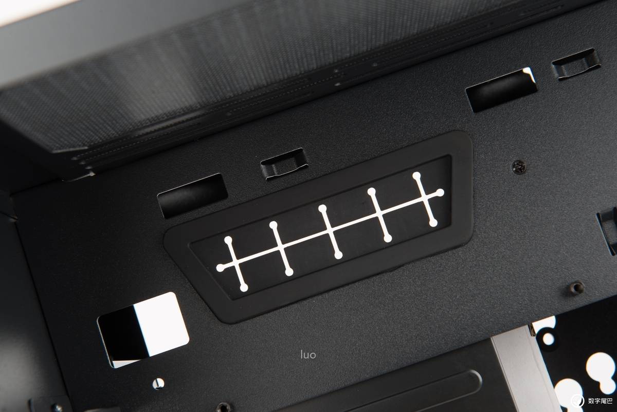 秩序の钢炮,LIANLIBauhaus-O11装机作业