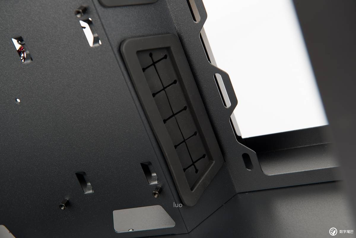 秩序の钢炮,LIANLIBauhaus-O11装机作业