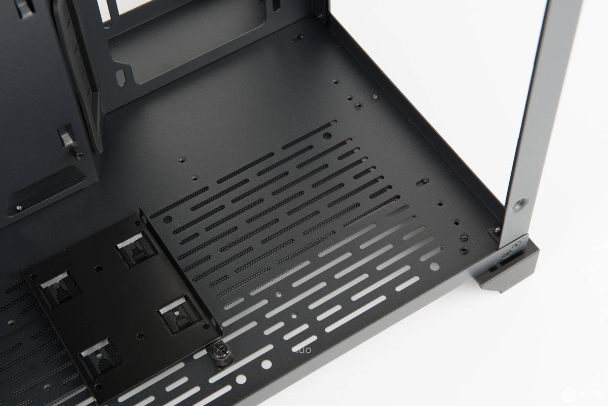 秩序の钢炮,LIANLIBauhaus-O11装机作业