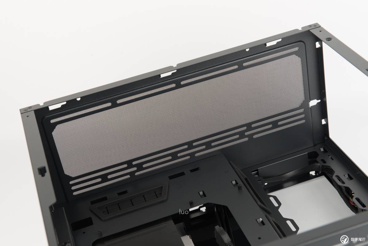 秩序の钢炮,LIANLIBauhaus-O11装机作业