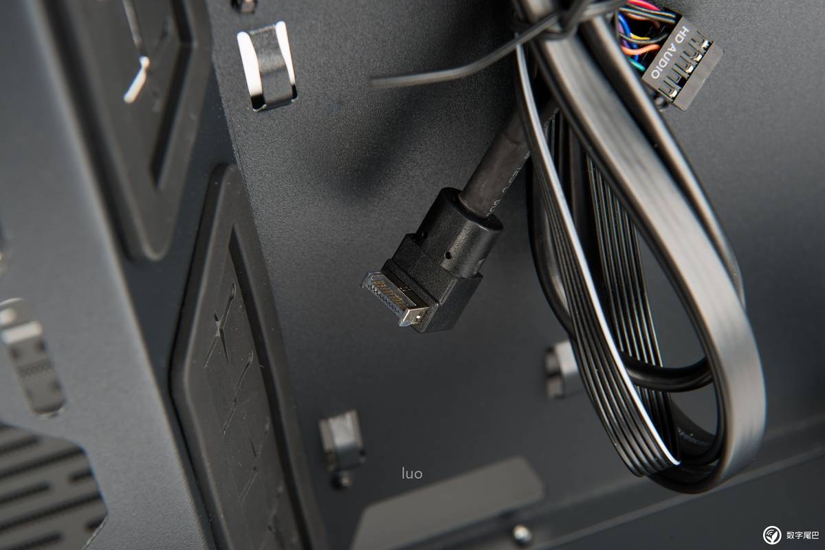 秩序の钢炮,LIANLIBauhaus-O11装机作业