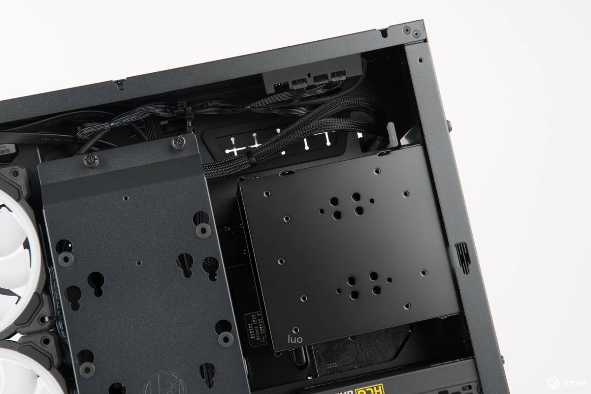 秩序の钢炮,LIANLIBauhaus-O11装机作业