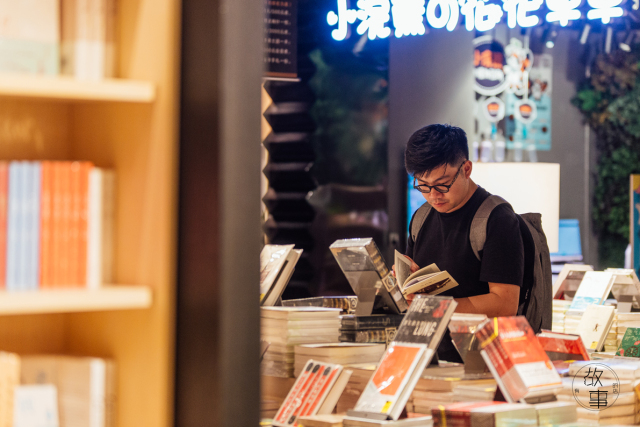 网红书店好看吗,网红书店引得来还要留得住