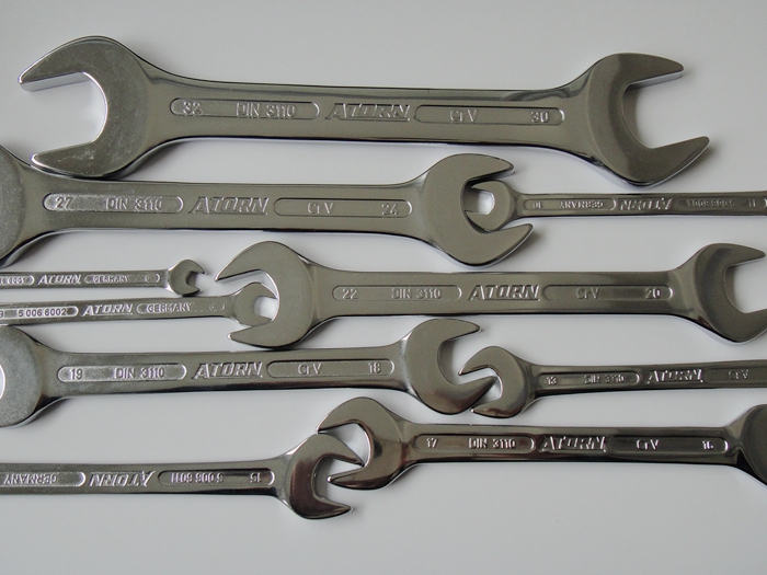 棘轮扳手的类型,手动扭力扳手有几种类型