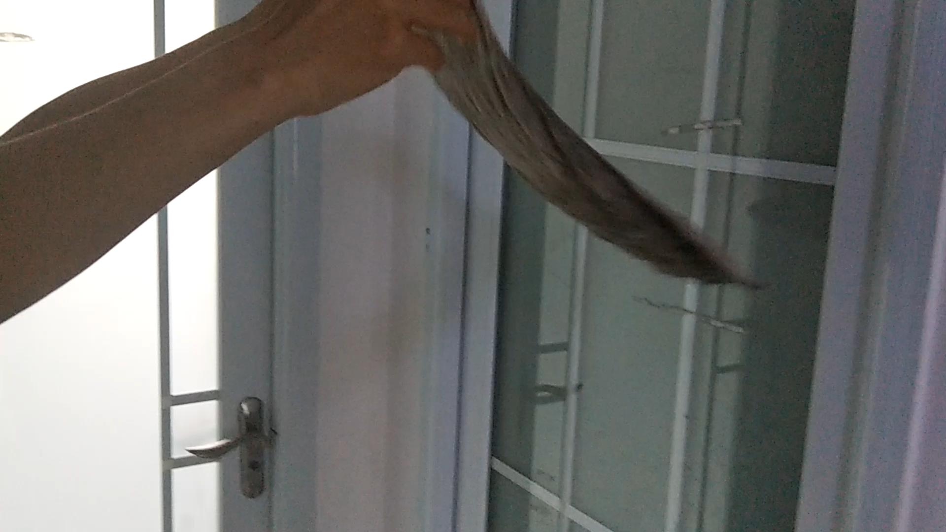 满屋子烟味怎么办？教你1招，只需要1条毛巾轻松搞定