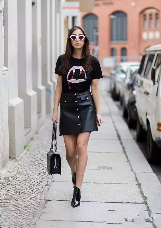 大码穿搭上身胖180斤,胖mm短裙怎么穿