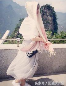 开300万的车,背20万的包,袜子都要1600块,101的姑娘们真有钱啊