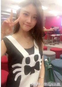 开300万的车,背20万的包,袜子都要1600块,101的姑娘们真有钱啊