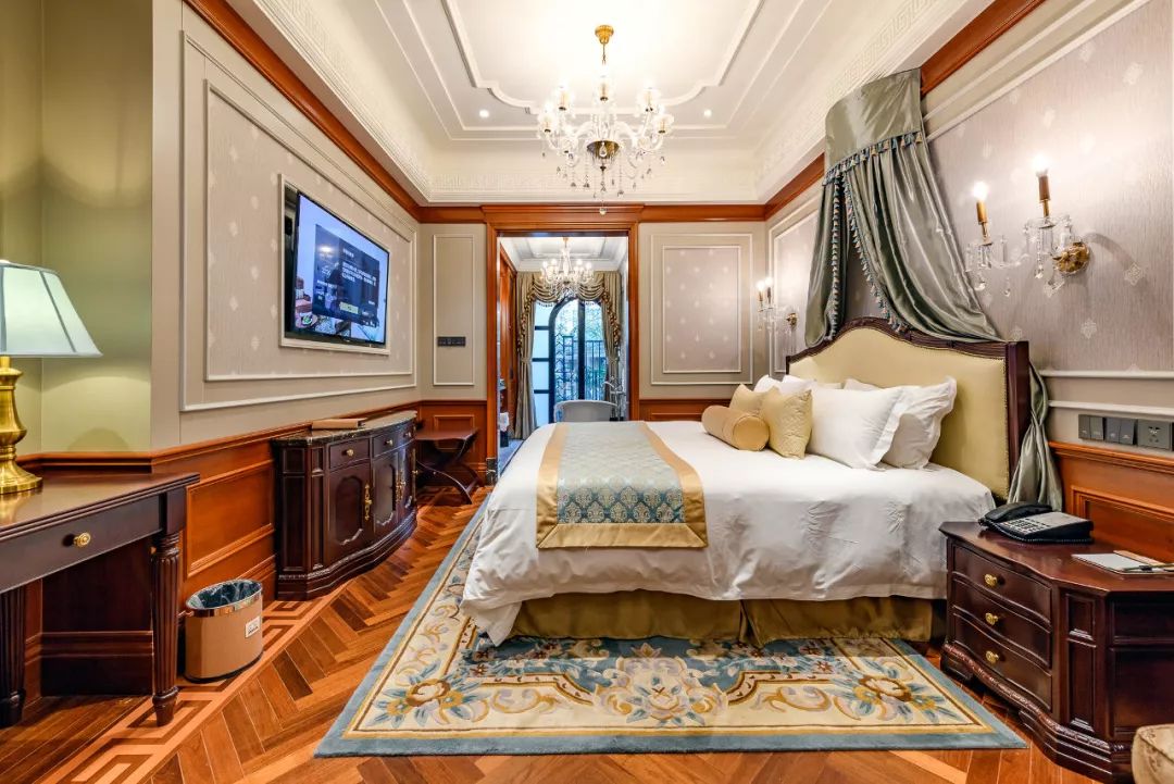 比尔盖茨住过最贵的酒店,上海静安希尔顿大酒店历史