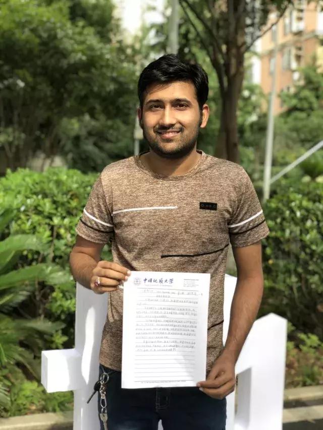 国外学生挑战中国高考试卷,外国友人挑战中国高考题