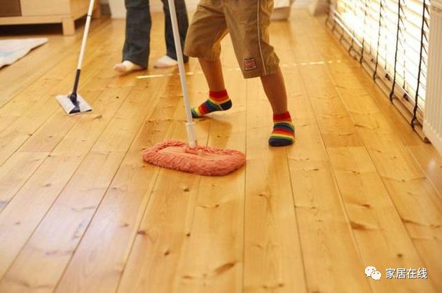 拖地后地板有腥臭味,为什么地板一拖地就臭