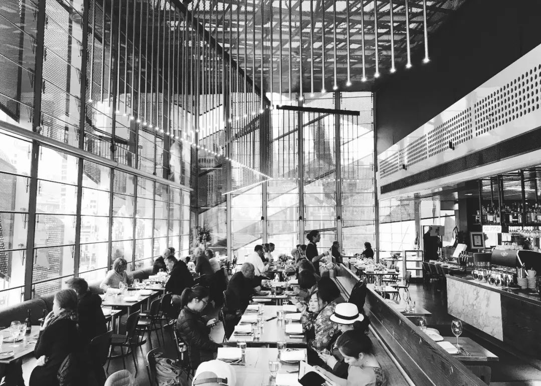 “新晋男友”李现代言的这个南半球网红城市，6月往返只需¥3000