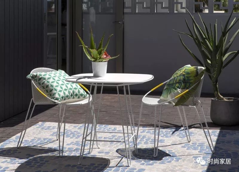 火了几十年的装修,黑白灰极简风墙面用什么好