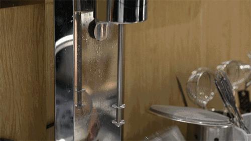 近期排队很火的网红茶 (排队最好的网红茶)