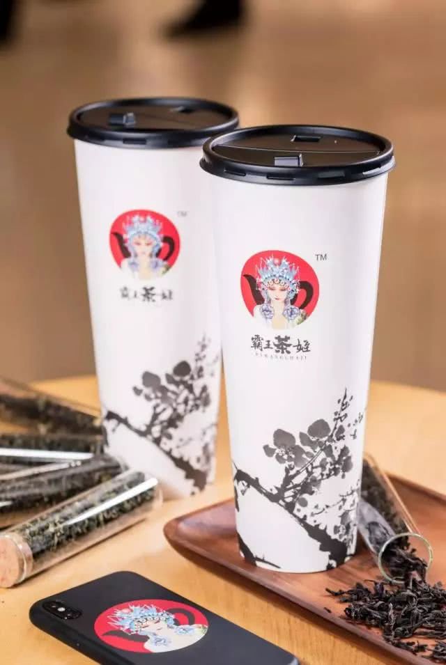 近期排队很火的网红茶 (排队最好的网红茶)
