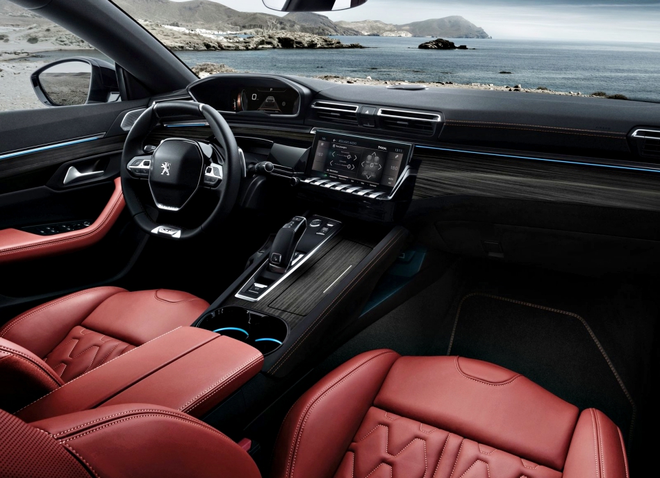 法式美艳旅者，标志508SW浪漫发表