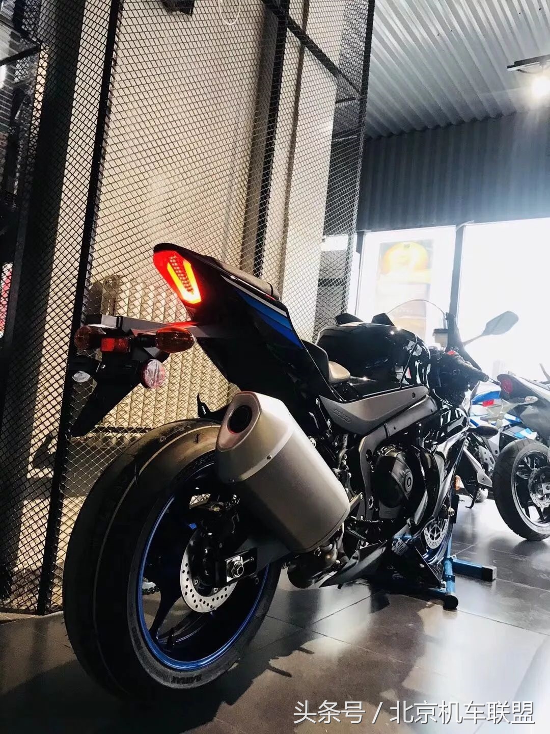 铃木大r顶配二手价,铃木大r新款二手