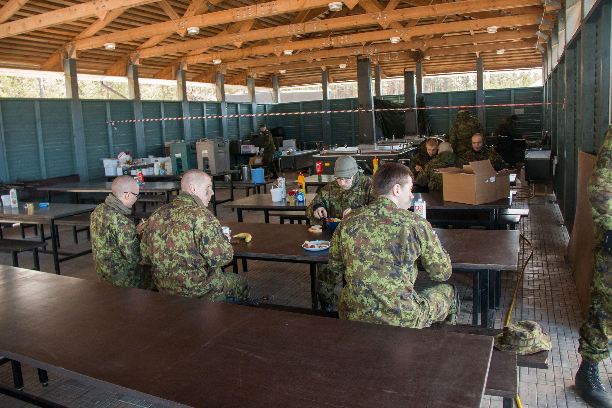新兵当兵挑食怎么办,新兵在部队情绪消极怎么办