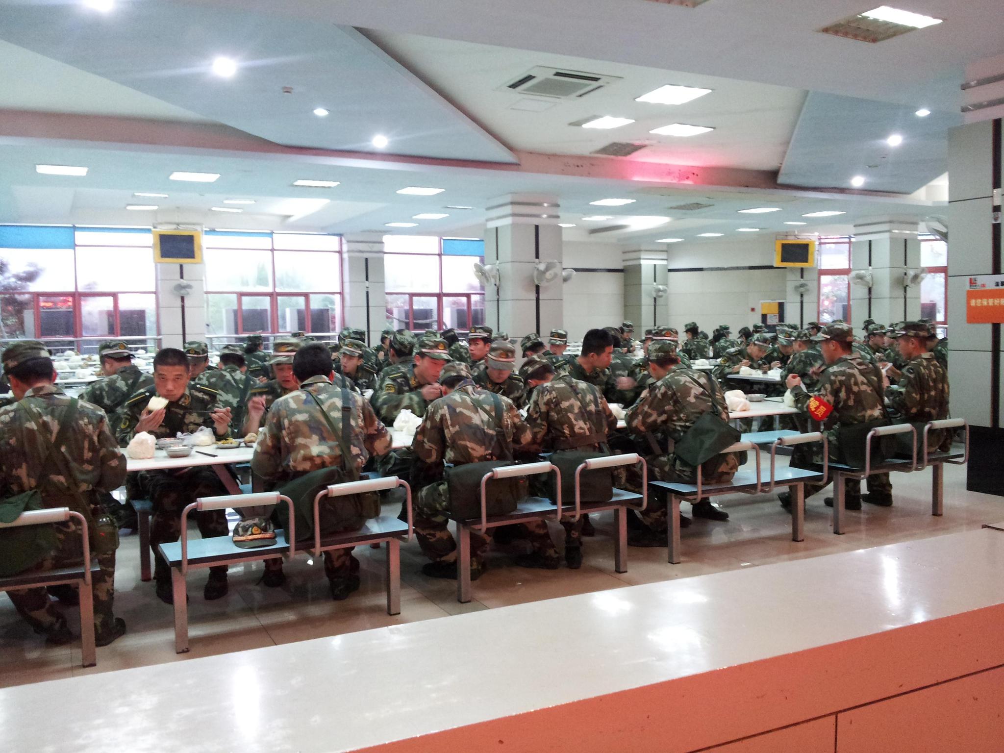 新兵当兵挑食怎么办,新兵在部队情绪消极怎么办