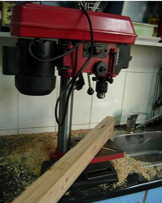 木工自制万能工作台尺寸3d图解,工地现场怎样制作木工台锯工作台