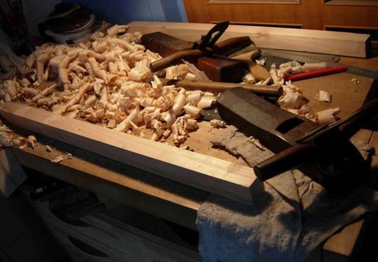 木工自制万能工作台尺寸3d图解,工地现场怎样制作木工台锯工作台