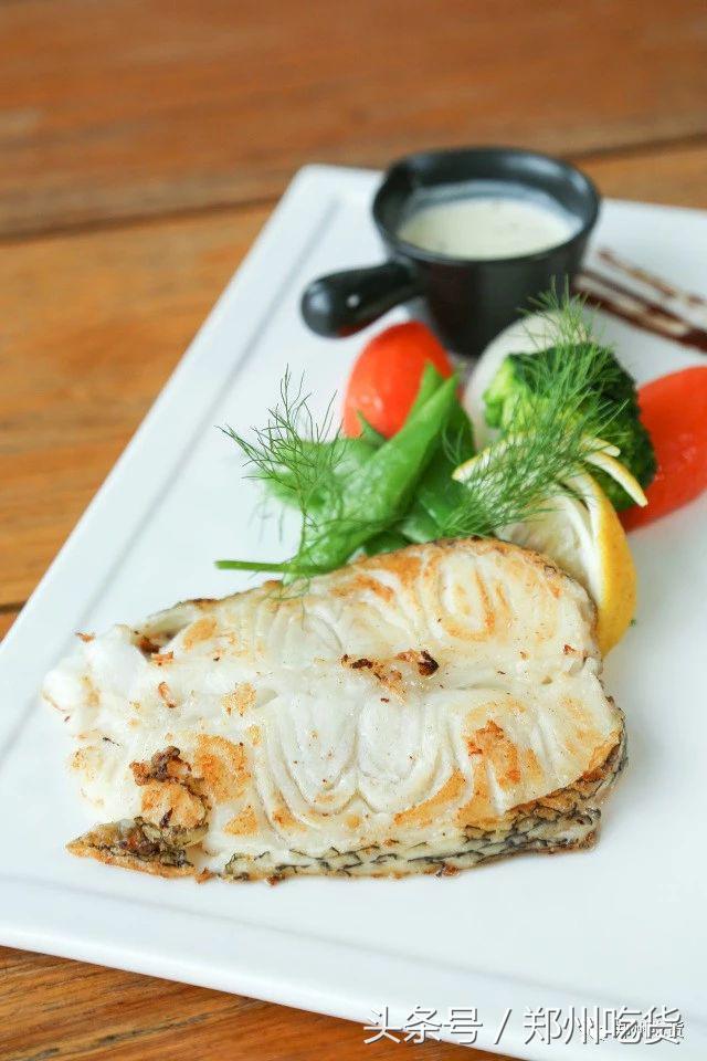 爽爆了!CBD如意湖畔世界杯免费看!啤酒、音乐一个不能少!