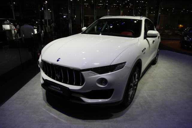 玛莎拉蒂levante撩妹,玛莎拉蒂levante2021上海车展