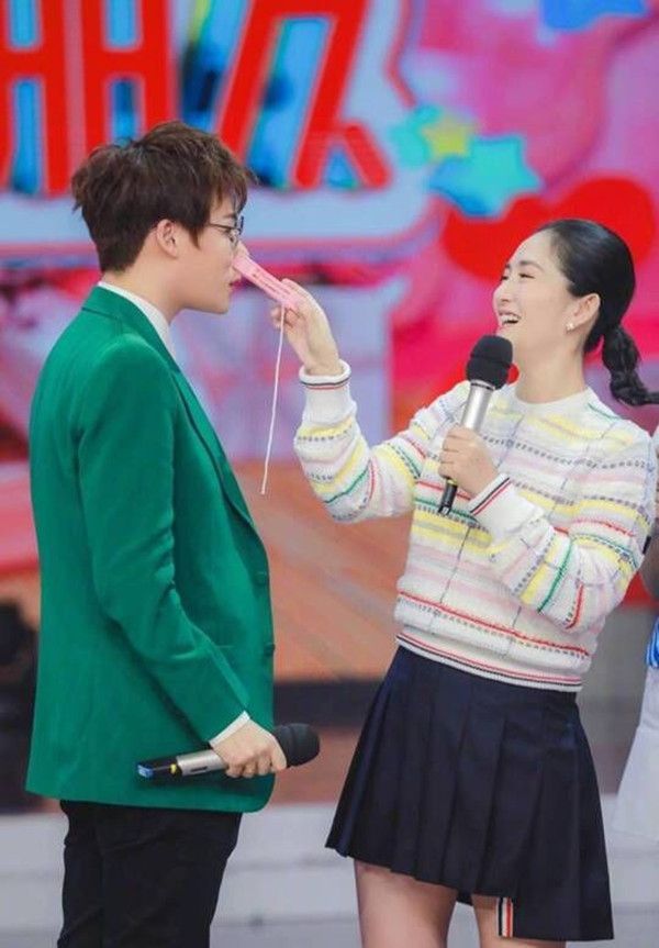 谢娜谈产后减肥,谢娜产后练出马甲线