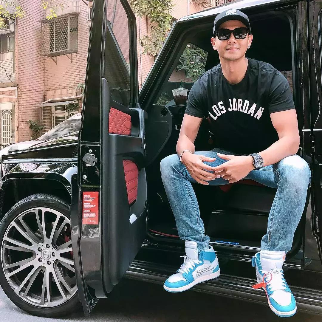 潮龖｜OWxAJ1UNC开售！先看周董、justin上脚炸不炸