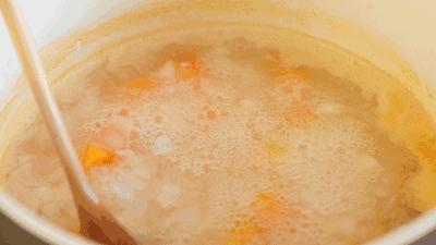 煮粥出沫要不要撇掉,炖肉煮粥时起的泡沫该不该撇掉