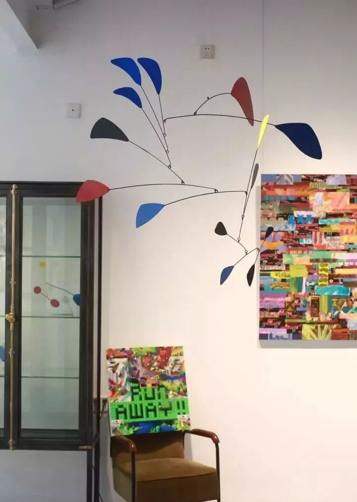 新发现！除了机场，又一个与偶像「假装偶遇」的地方！