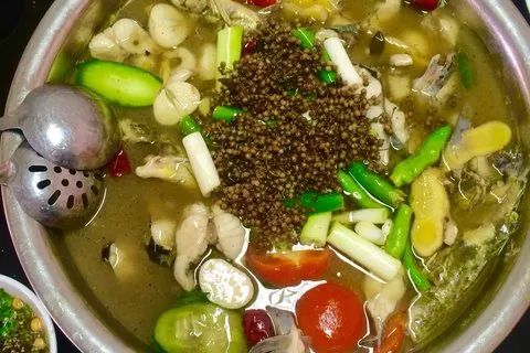 自贡菜好吃还是内江菜好吃,四川自贡最正宗的盐帮菜