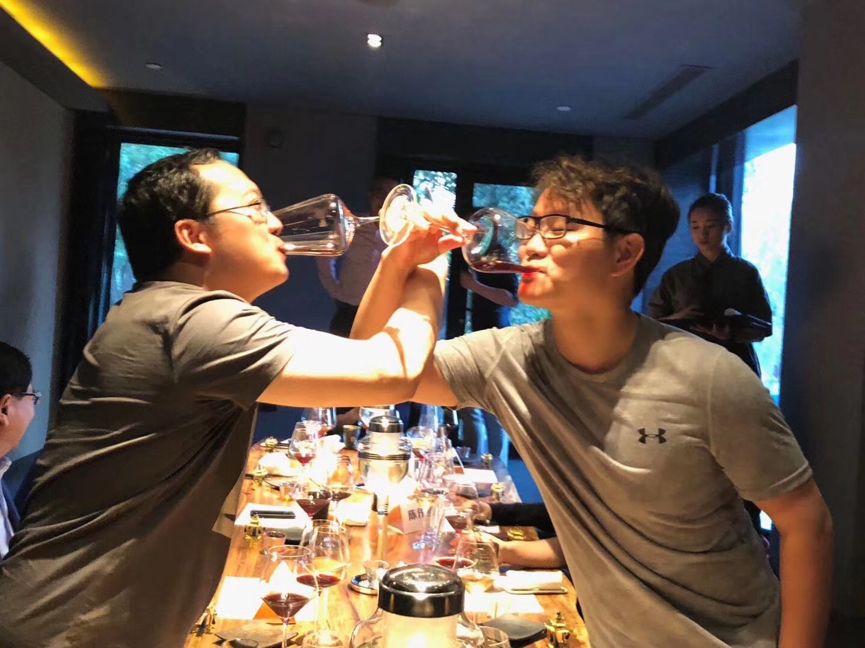 旧部叛逃、用户抗议、异常频发*明徐**星如何陷入重重争议