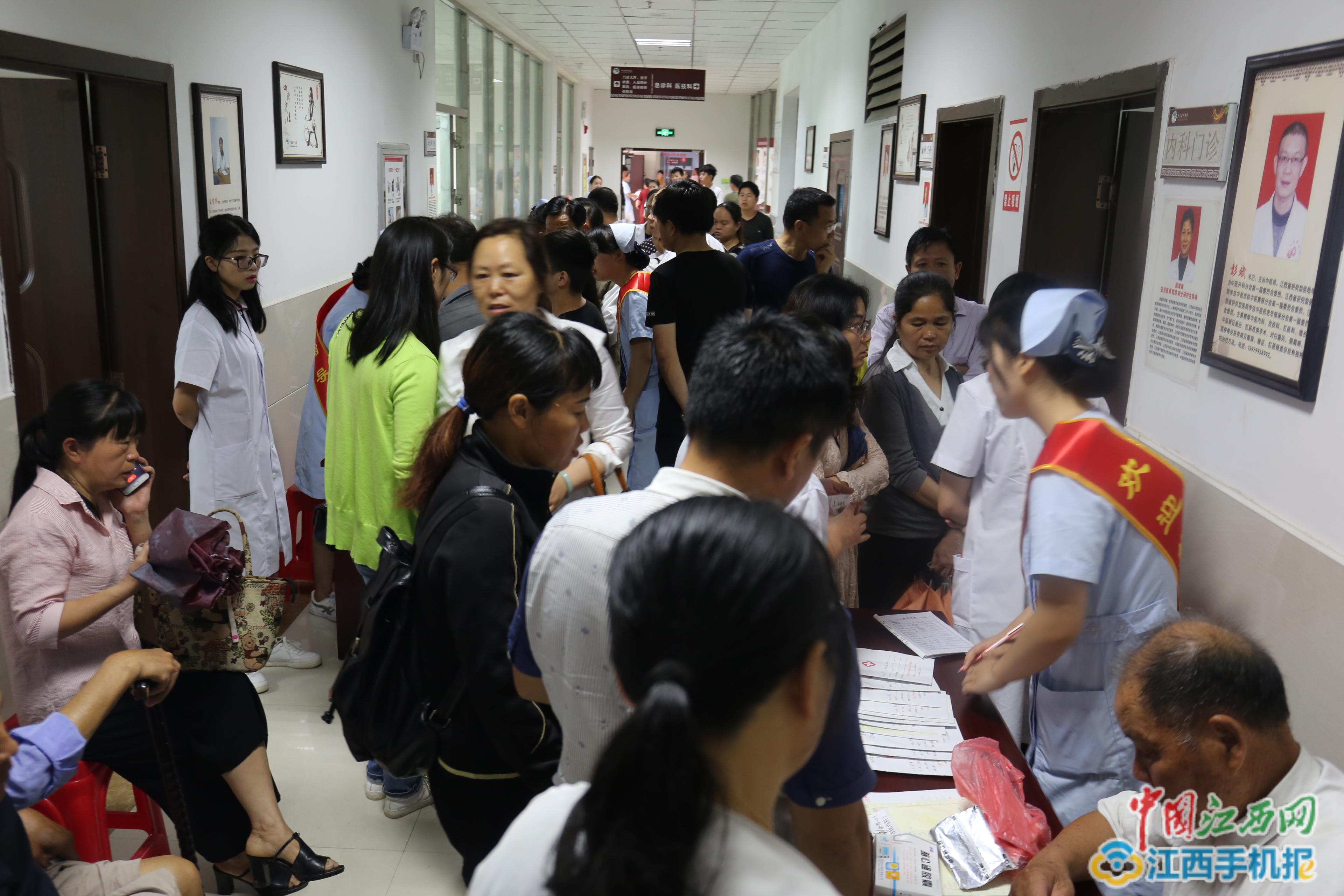 县医疗专家团义诊,中医专家组团义诊