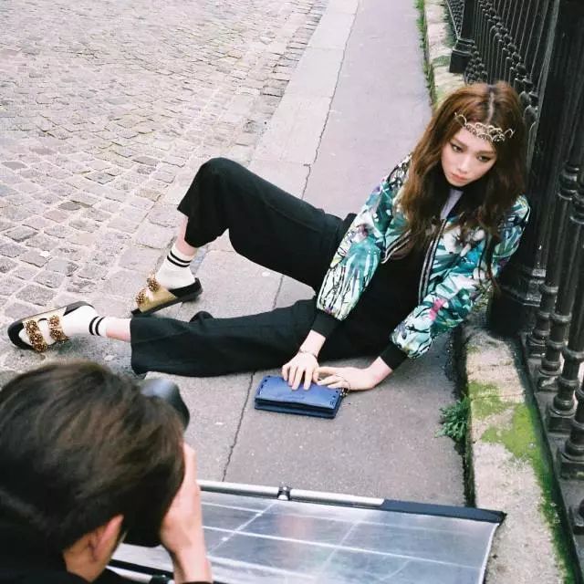 褐眼女孩完整版,褐眼女孩中文版