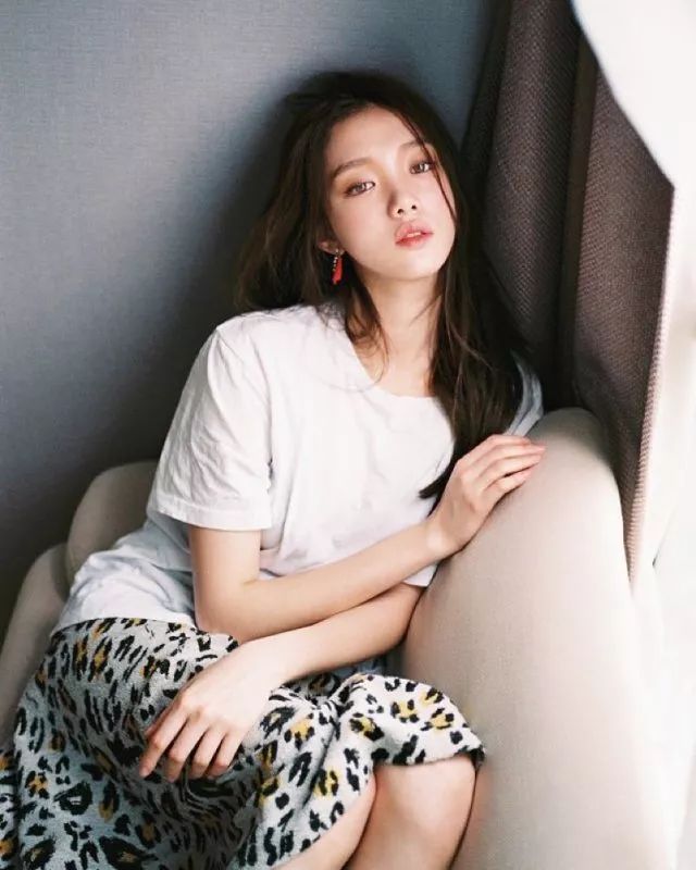 褐眼女孩完整版,褐眼女孩中文版