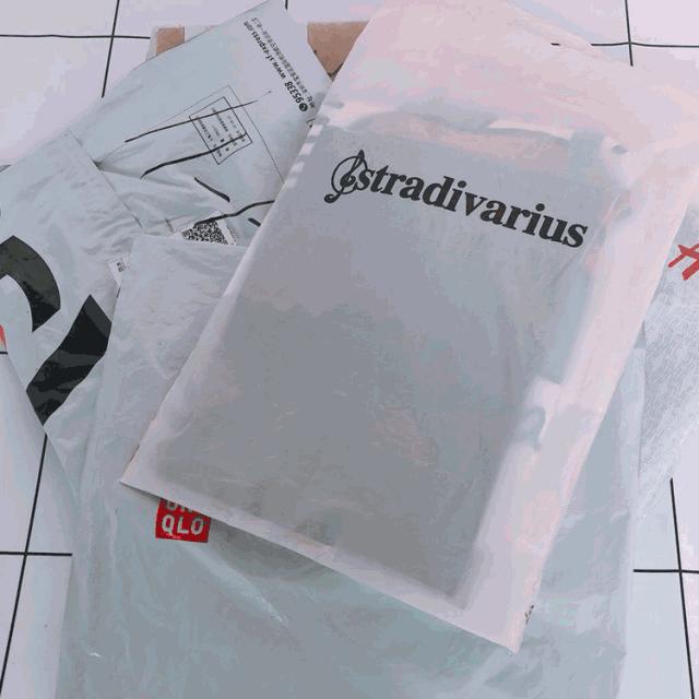 Ccup小姐姐亲测八家快时尚印花T,你猜逆袭的是谁?