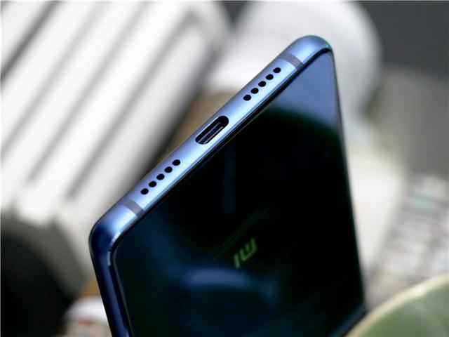 小米8SE评测：一上手就俘获了我的小心脏