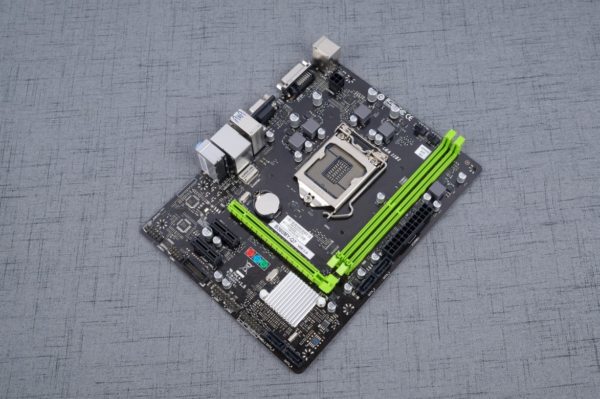 8代处理器装32位系统,磐正aa55mz2-q7主板最高上什么cpu