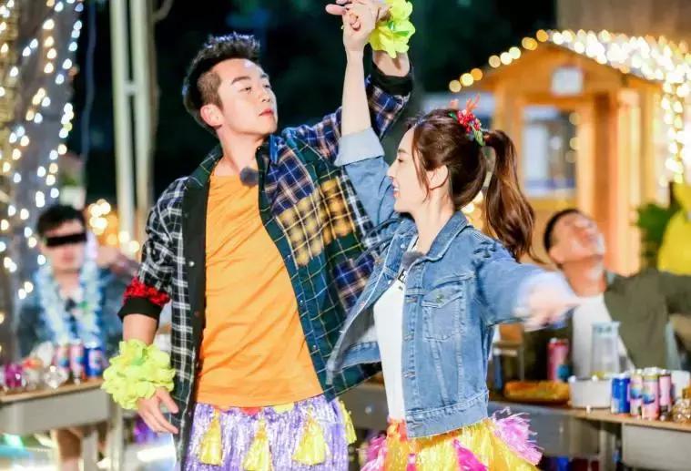 郑恺的反应太快陈赫看傻眼,郑恺看蔡徐坤眼神