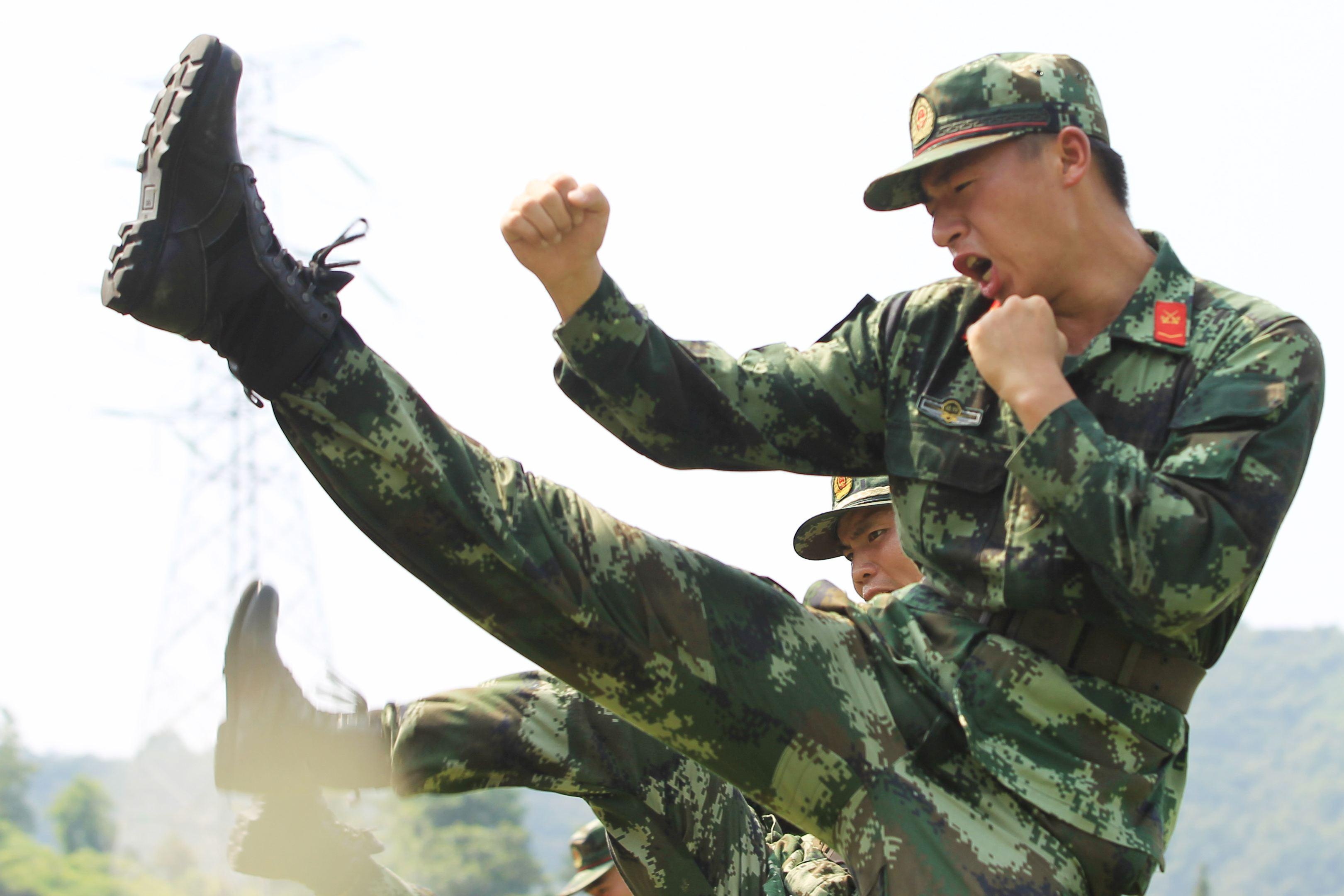 军人的身体素质是怎么练出来的,军人的身体素质有多好