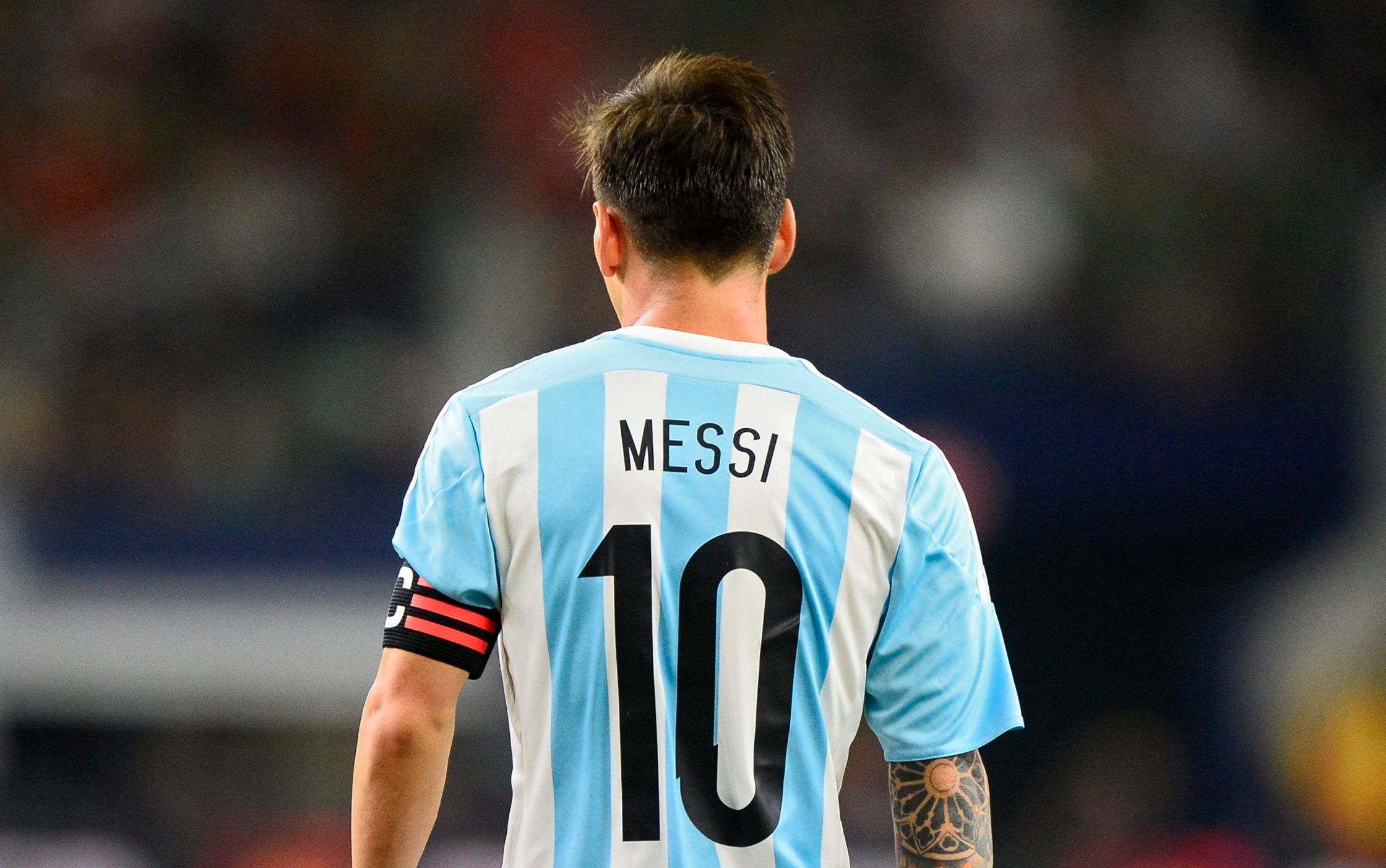 梅西写王者荣耀字视频,梅西写书法王者荣耀